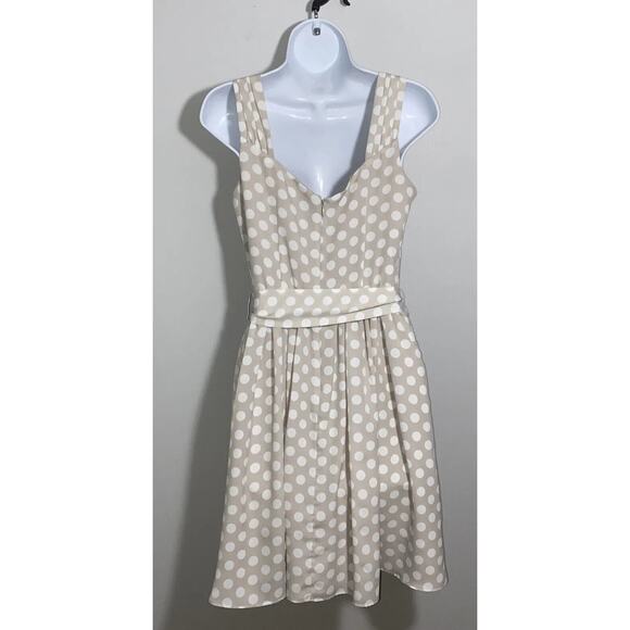 EUC Express Size 8 Champagne Polka Dot Satin Lined Fit & Flare Dress W/Pockets - Picture 10 of 16